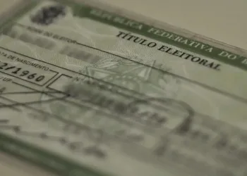 Prazo para tirar título eleitoral termina em 8 de maio