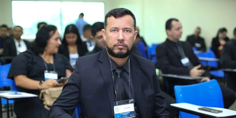 Em edição extra do Diário Oficial, Gladson exonera Alexandre Nascimento da presidência do Iapen