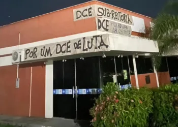 “Objetos foram retirados”, diz DCE após estudantes ocuparem sede na Ufac