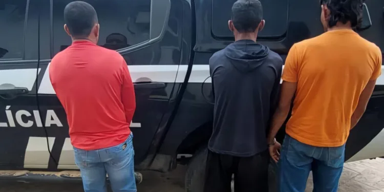 Três homens são presos e 30 quilos de drogas são apreendidos no interior do Acre