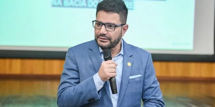 Gladson diz que vai marcar agenda com servidores do Iapen: “Evitar qualquer transtorno”