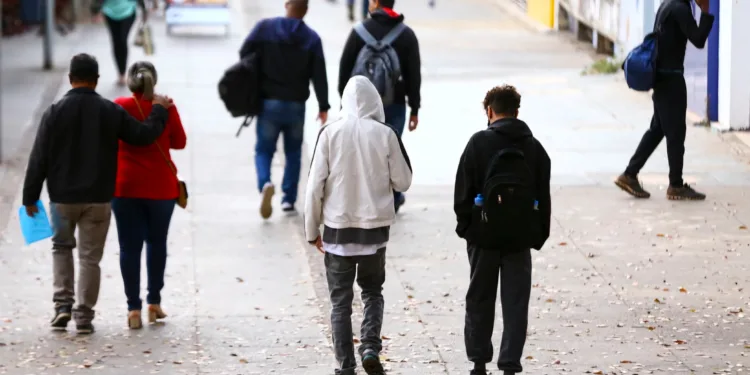 Friagem permanece no Acre nesta quarta-feira; veja previsão dos próximos dias em Rio Branco