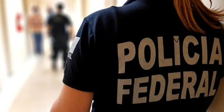 Dois mandados são executados no combate à divulgação de crimes sexuais contra menores no Acre