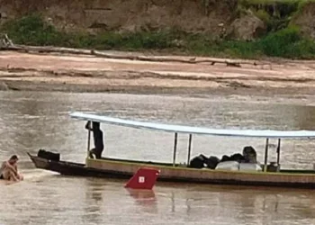 Após queda de avião no Acre, governo envia cinco bombeiros para prestar assistência aos passageiros e tripulantes