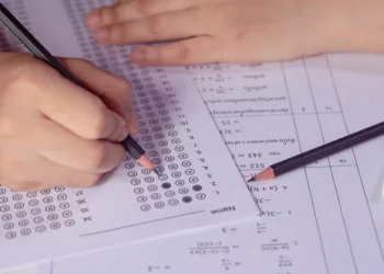 Prefeitura no interior do Acre divulga edital de concurso com salários de até R$ 13 mil; confira