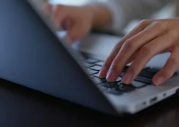 Senac abre inscrições em cursos gratuitos a distância com mil vagas no Acre; confira