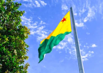 Rede social é condenada a indenizar acreana por conta hackeada