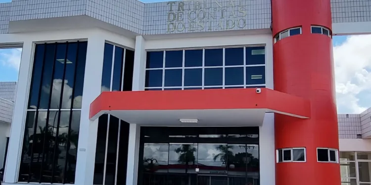 Edital do concurso do TCE-AC para nível médio e superior com salários de mais de 12 mil é divulgado