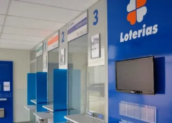 Dois homens assaltam lotérica e levam mais de R$ 50 mil no Acre