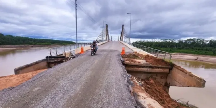 Reforma na ponte do rio Tarauacá deve ser concluída em fevereiro de 2025, afirma Dnit