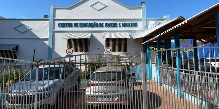 Ex-funcionários da antiga Cila cobram R$ 2,5 milhões em ações trabalhistas do Governo do Acre