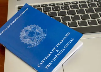 Quase 50 vagas de emprego são ofertadas pelo Sine Acre nesta segunda-feira (24)