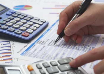 Pesquisa revela que 77,8% das famílias acreanas estavam endividadas em maio de 2024