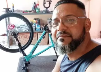 Suspeito de matar companheira no Vila Acre se entrega à polícia