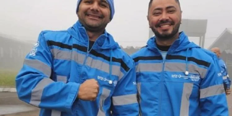 Acre envia dois enfermeiros para ajudar vítimas da tragédia climática no Rio Grande do Sul