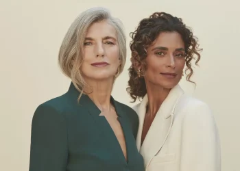 PELE NA MENOPAUSA Dermatologista explica sobre perda de colágeno, flacidez e ressecamento que desafiam mulheres no auge da vida