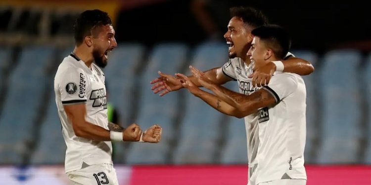 Botafogo avança e faz final da Libertadores com o Atlético-MG