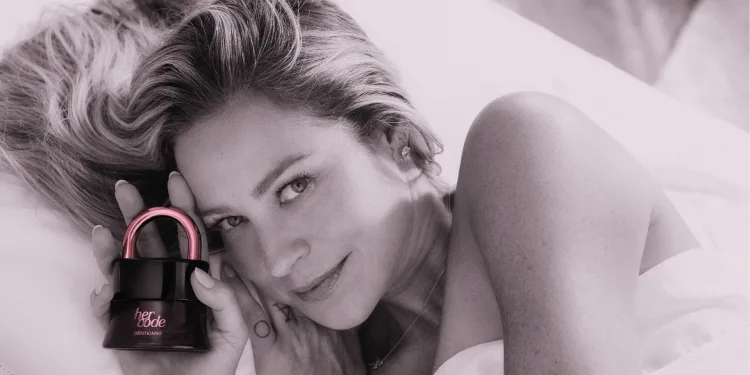 O Boticário apresenta Her Code Touch, fragrância que inspira o prazer feminino pelo toque