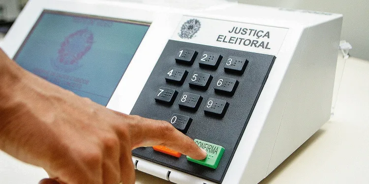 Nove urnas são substituídas por questões técnicas no Acre durante eleições municipais de 2024