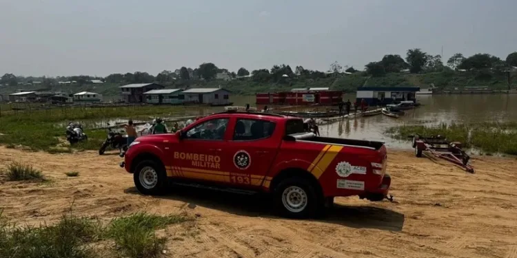Criança de 3 anos morre afogada durante comemoração no Rio Juruá, em Cruzeiro do Sul