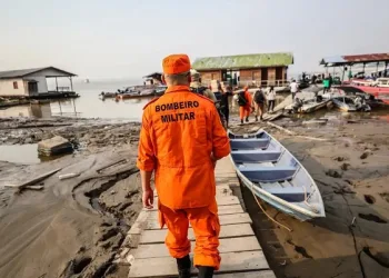 Corpo de Bombeiros encerra buscas por vítimas em Manacapuru
