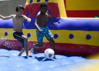 Dia das Crianças deve injetar R$ 9,35 bilhões no comércio, diz CNC