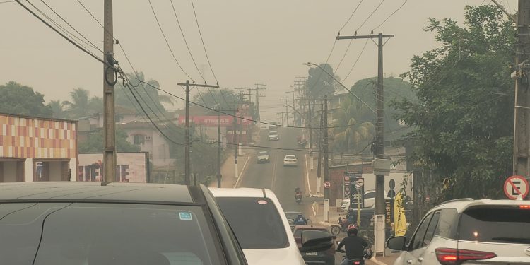 Decreto revoga dispensa temporária de trabalho presencial em decorrência da poluição do ar no Acre