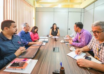 Governo do Acre e Correios firmam parceria para campanha de adoção de cartinhas de Natal