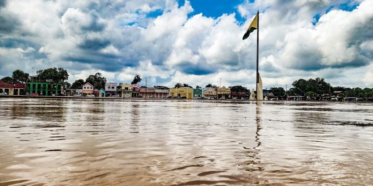 Defesa Civil propõe ação preventiva contra cheias para reduzir danos às famílias em áreas de risco de Rio Branco