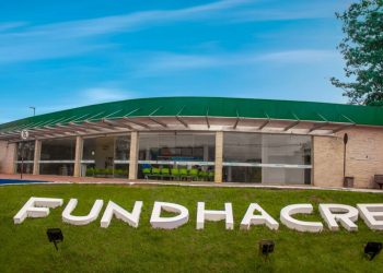 Acre exclui Conselho Estadual de Saúde de decisões e fecha setor público de nefrologia