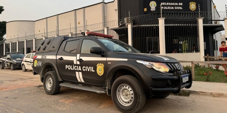 Três suspeitos pelo assassinato de uma mulher em Tarauacá são capturados pela Polícia