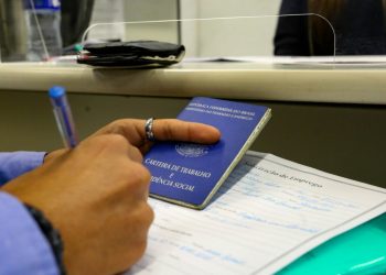 Sine Acre oferta mais de mil vagas para nível fundamental e médio nesta terça-feira