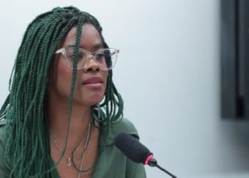 Comissão aprova projeto que amplia cota racial para 30% em concursos federais