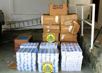 PRF apreende 9.500 maços de cigarros contrabandeados em Porto Acre