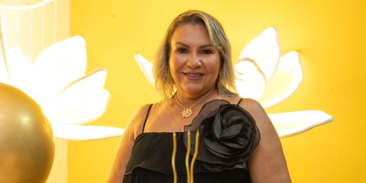 CLÁUDIA SOUZA 23/12