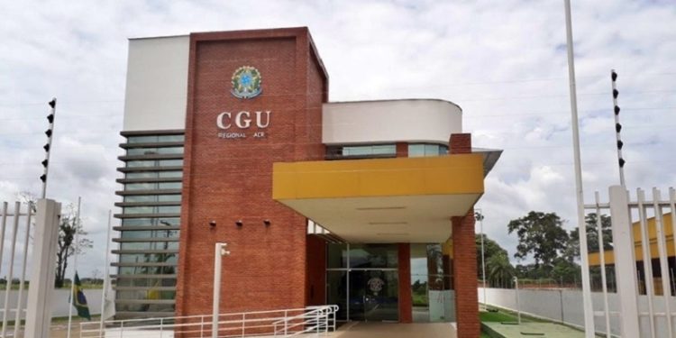 CGU identificou sobrepreço de 39% na compra de máquinas agrícolas no Acre
