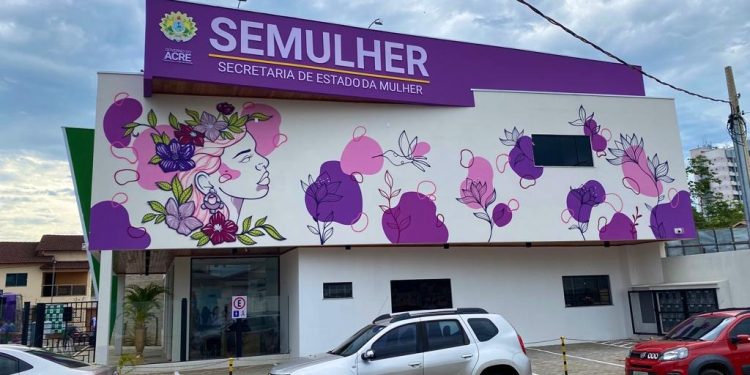 Acre institui prêmio Laço Branco e Laço Lilás pelo Fim da Violência de Gênero