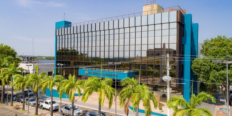 Assembleia Legislativa do Acre aprova Lei Orçamentária Anual para 2025, totalizando R$ 12,1 bilhões