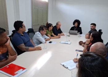 Famílias desalojadas rejeitam proposta de auxílio moradia e permanecem acampadas na Aleac