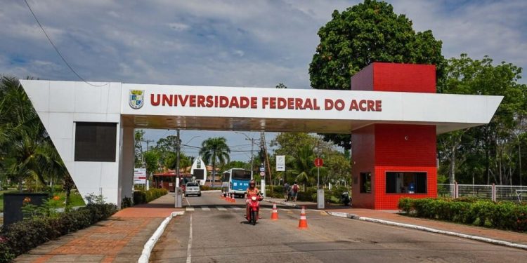 Ufac abre seleção para bolsas de mestrado no Programa de Pós-Graduação em Ciência da Saúde na Amazônia Ocidental