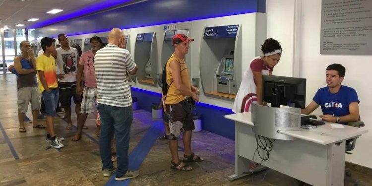 Expediente bancário tem alterações neste final de ano