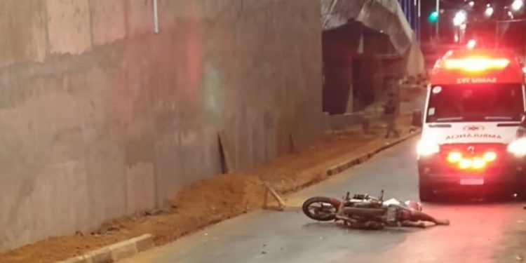 Homem morre após tentativa de fuga de blitz na Estrada Dias Martins