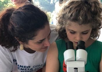 Acre divulga edital com bolsas de até R$38 mil para participantes do programa “Mães da Ciência”