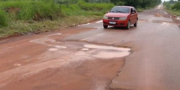Rodovia AC-40 entre Rio Branco e Plácido de Castro enfrenta abandono e está praticamente intransitável