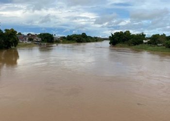 Ações preventivas da Defesa Civil são intensificadas; Rio Branco pode decretar emergência na ETA I devido chuvas intensas