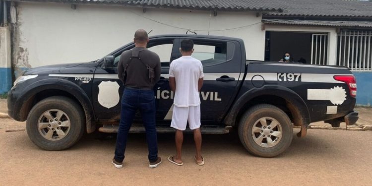 Suspeito de descumprir medidas protetivas e ameaçar ex-companheira no Bujari é preso