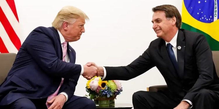 “Sopro de esperança para o mundo”, diz Bolsonaro sobre posse de Trump