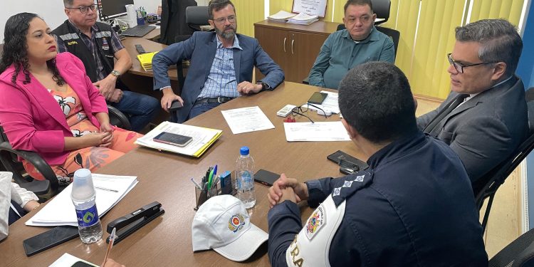 “Condutores flagrados serão autuados”, diz RBTrans sobre motociclistas de aplicativos em Rio Branco