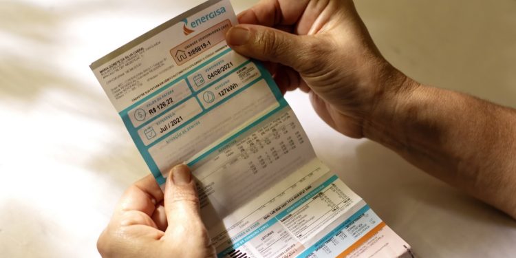 Bandeira tarifária permanece verde em fevereiro no Acre, sem custo extra na conta de energia