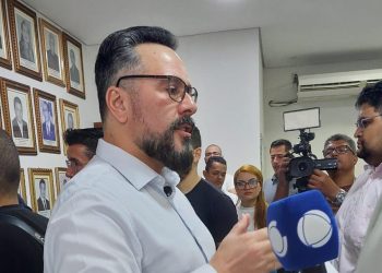 Senador Alan Rick apresenta projeto de concessão para saneamento básico na Câmara Rio Branco